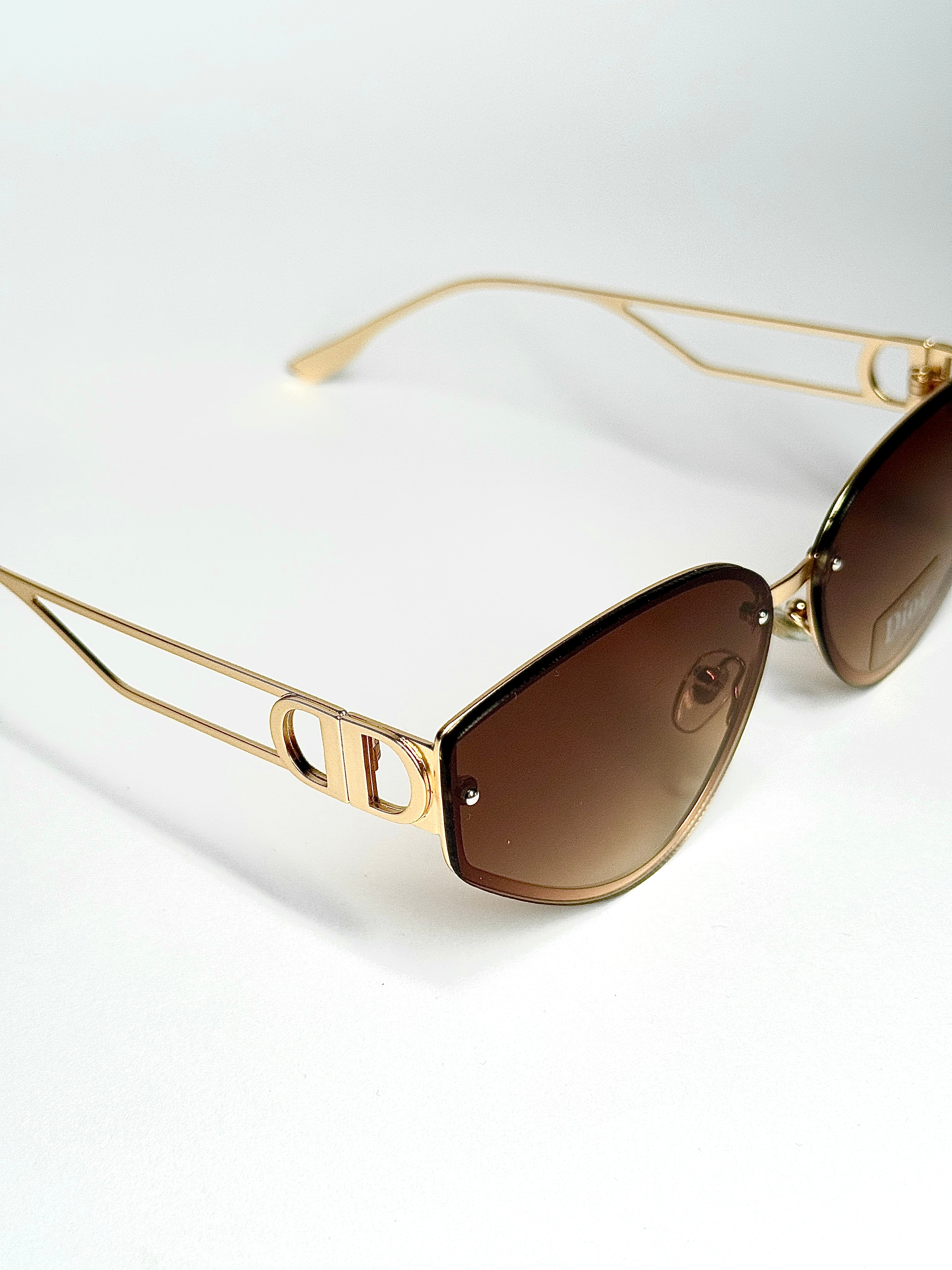 Dior Signature D – Sunset Gold Edition